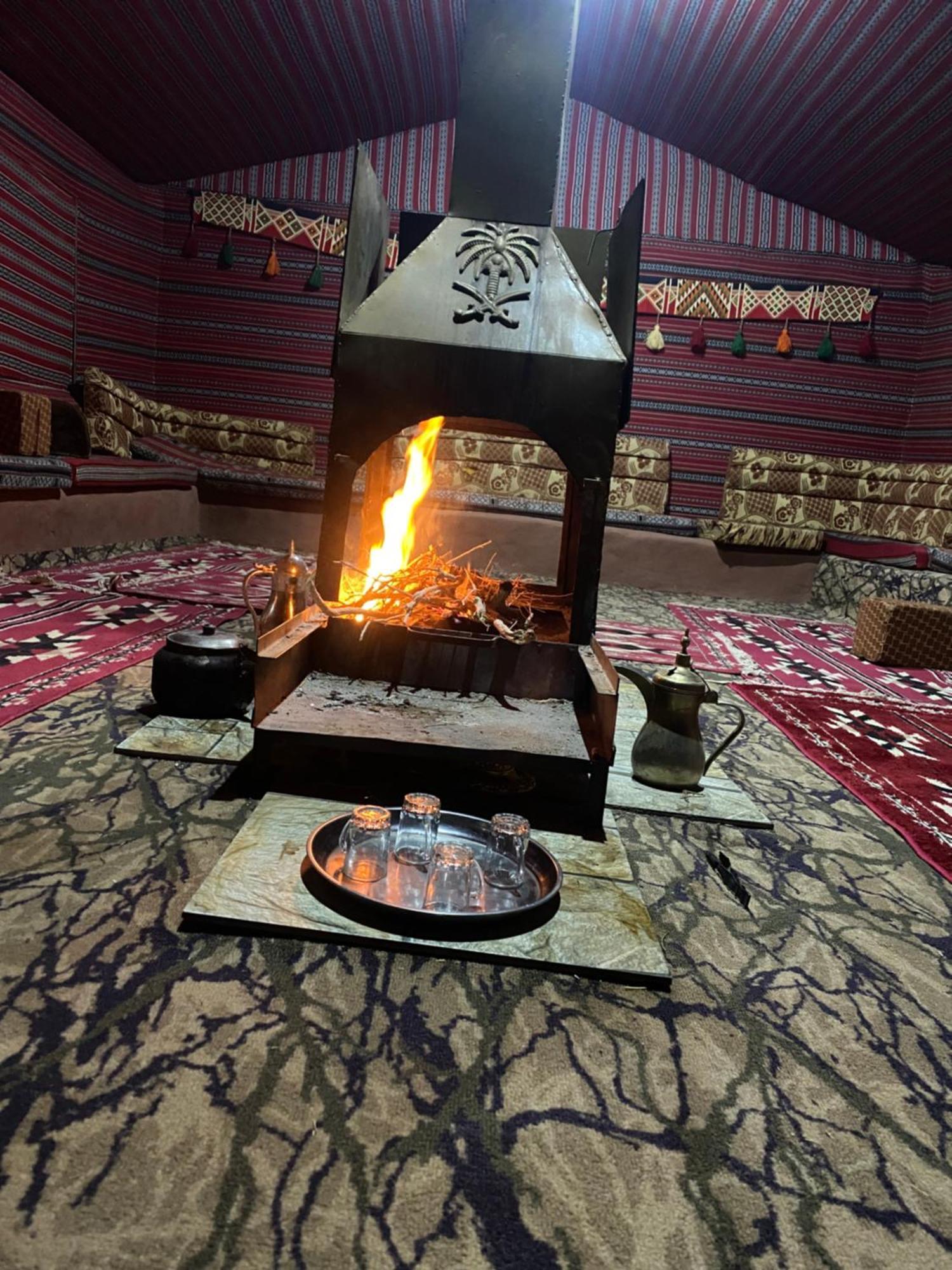 Desert Tree Camp&Tours Wadi Rum Eksteriør billede