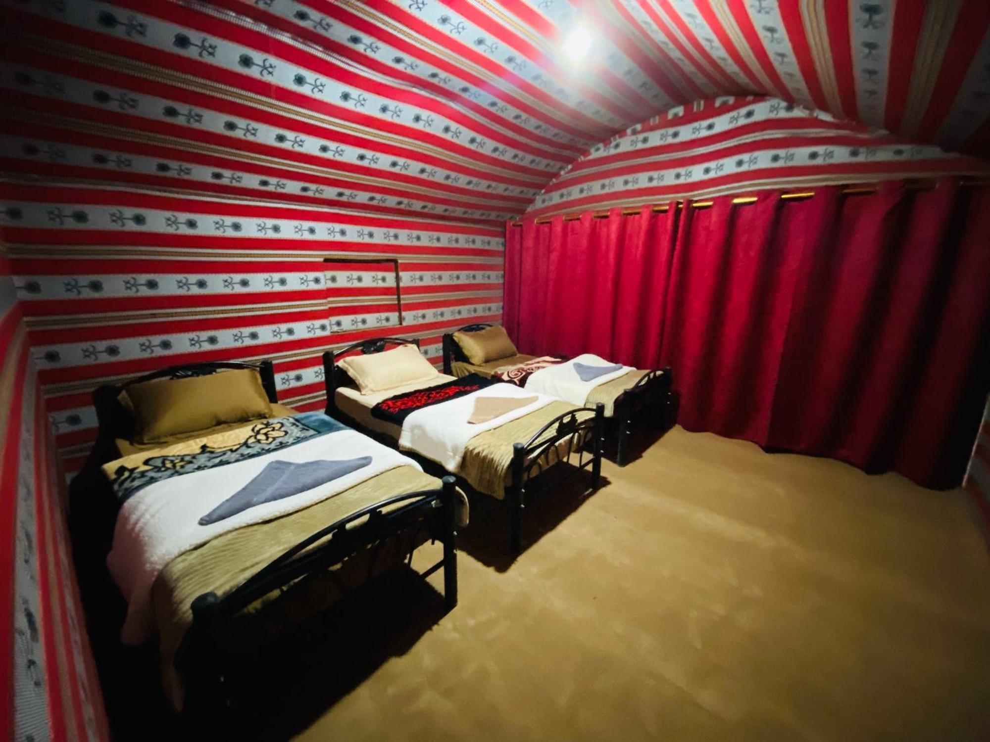 Desert Tree Camp&Tours Wadi Rum Eksteriør billede